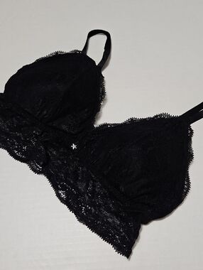 Punto Blanco Black Lace Bralette with Adjustable Straps Size L